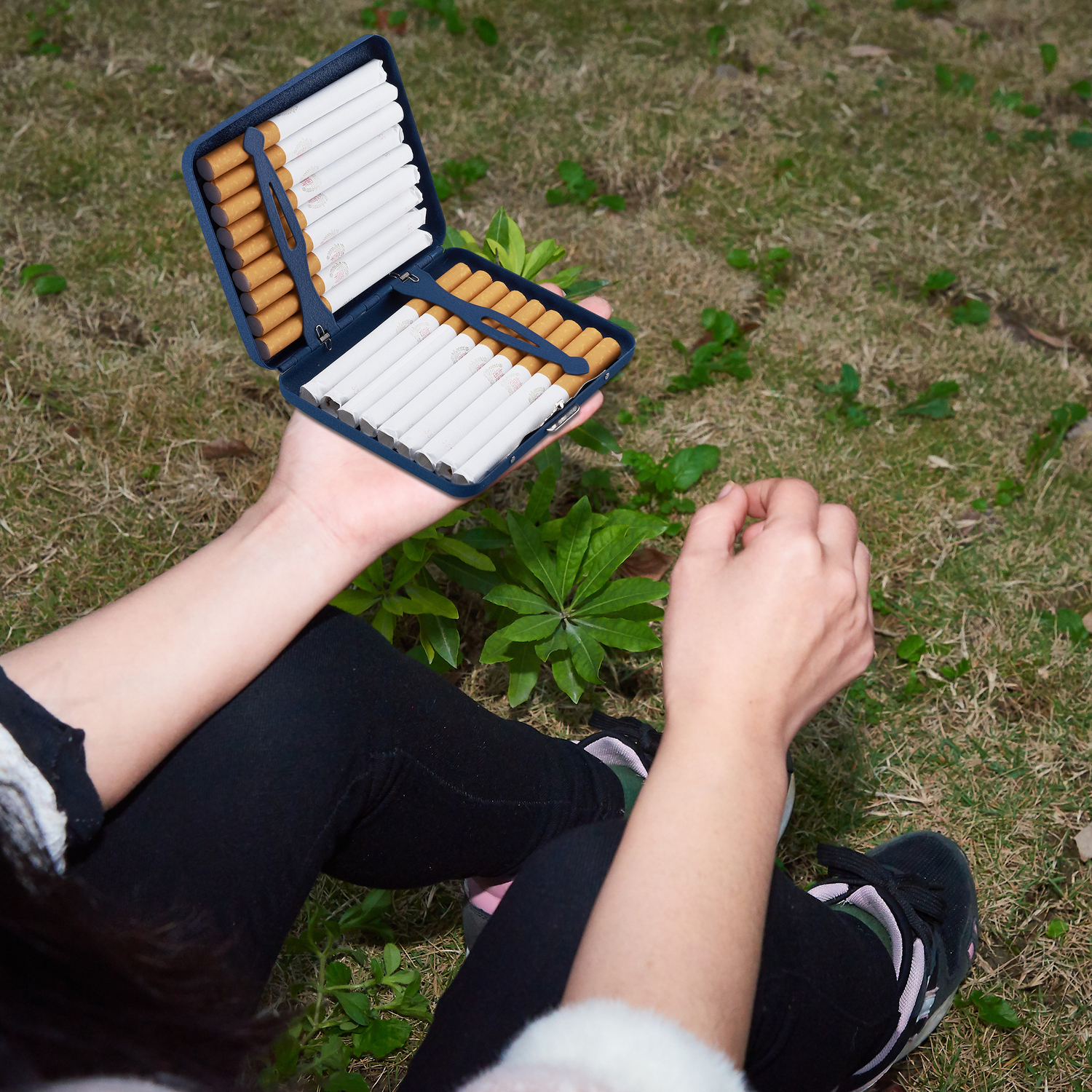 Etui pour ranger 18 cigarettes